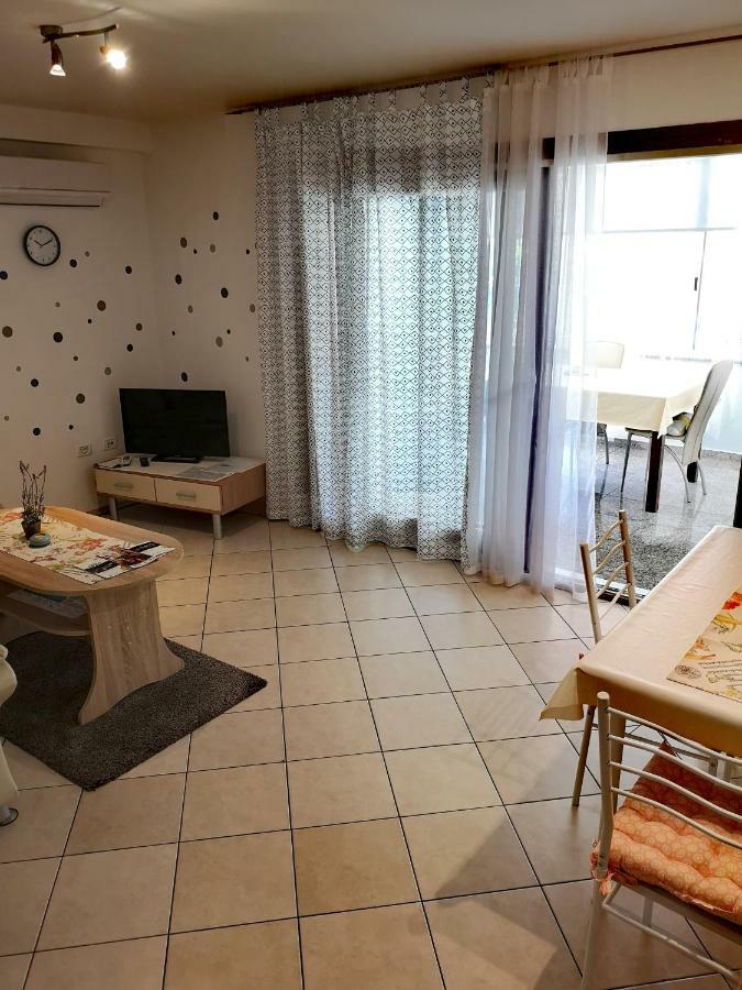 Apartman Olga أوماغ المظهر الخارجي الصورة